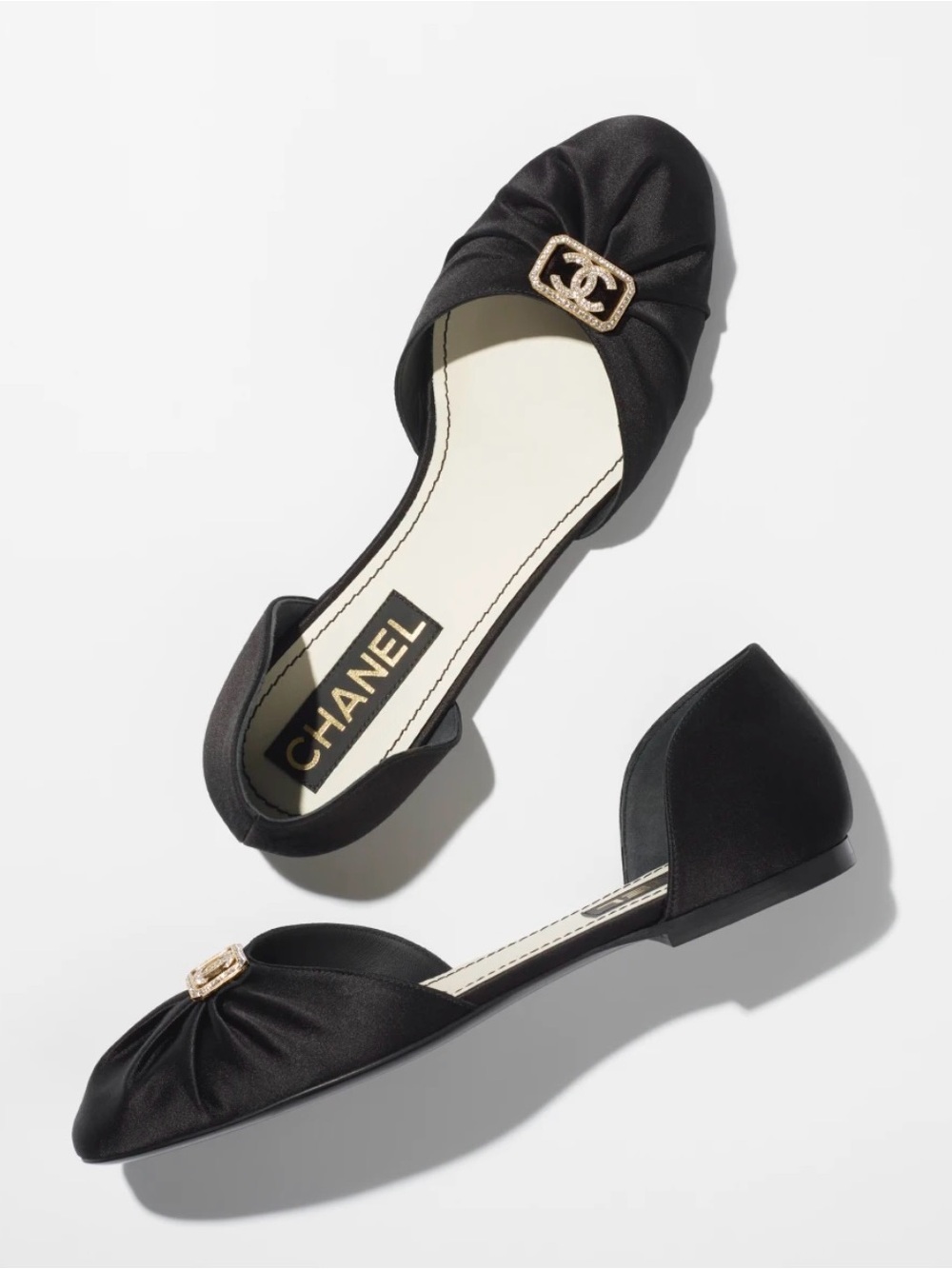 ✨SALE✨NWT ~ AUTH CHANEL Runway Black Satin Ballet Flats